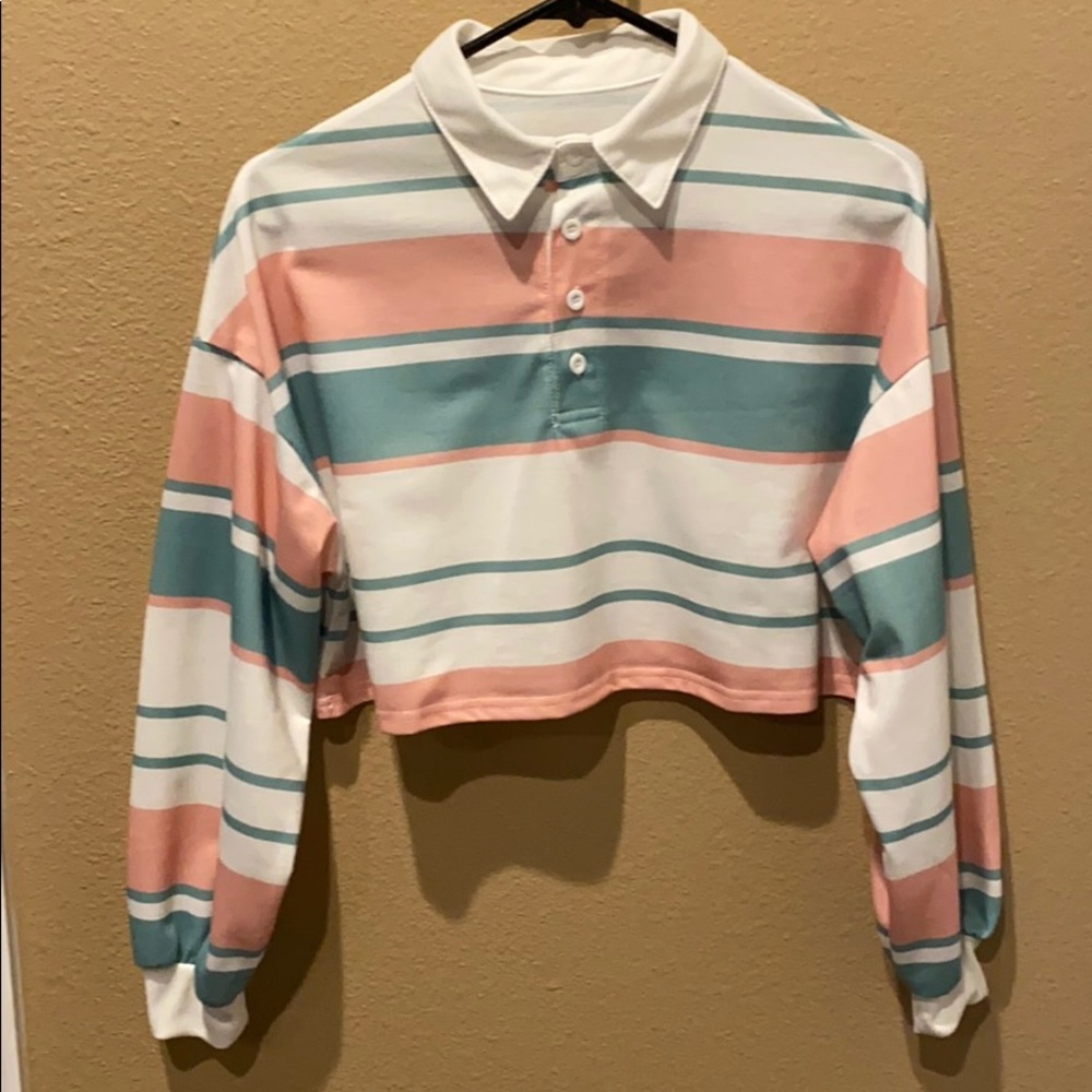 Striped crop, with collar. - Picture 3 of 8